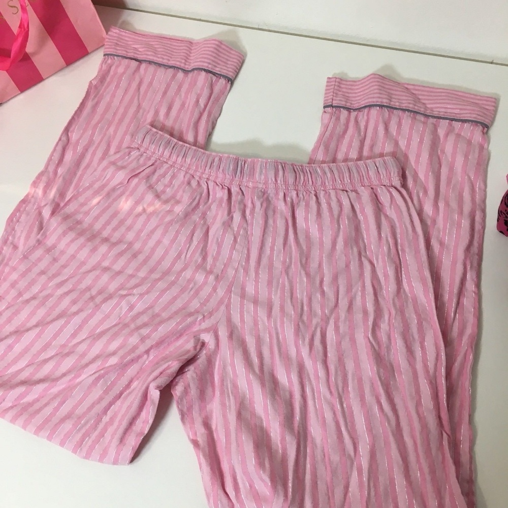 🚫SOLD🚫 VS Pajama Pants Striped Size S Color Pink - Picture 4 of 4